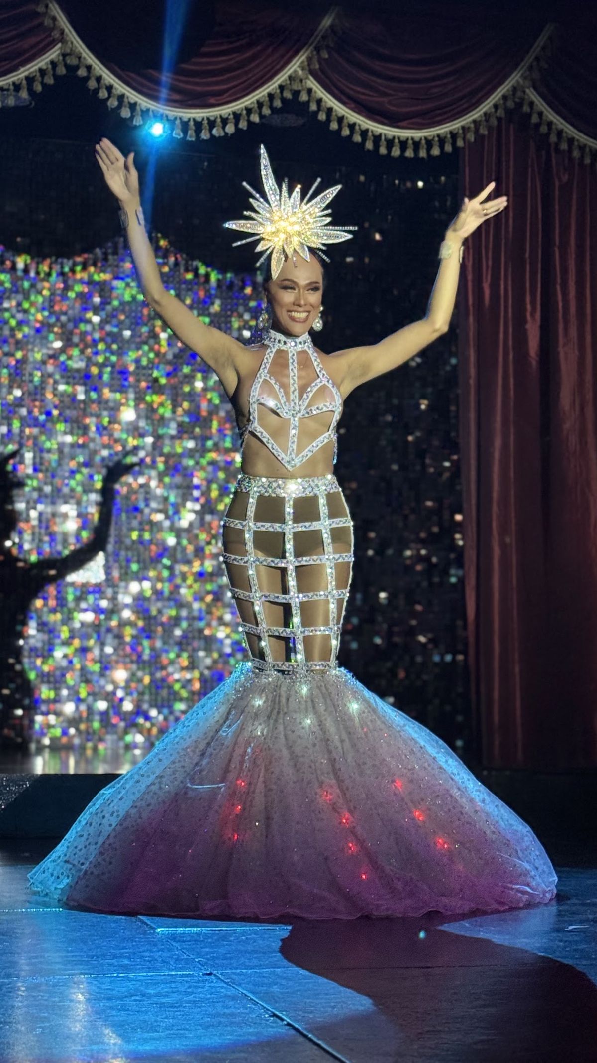 Cabaret Paris Follies photo 4