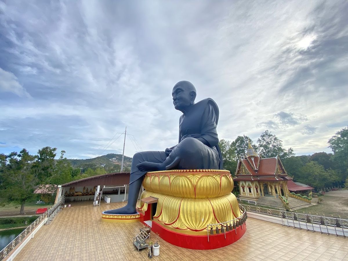 Luang Phor Thuad's Statue (หลวงปู่ทวด), Koh Samui