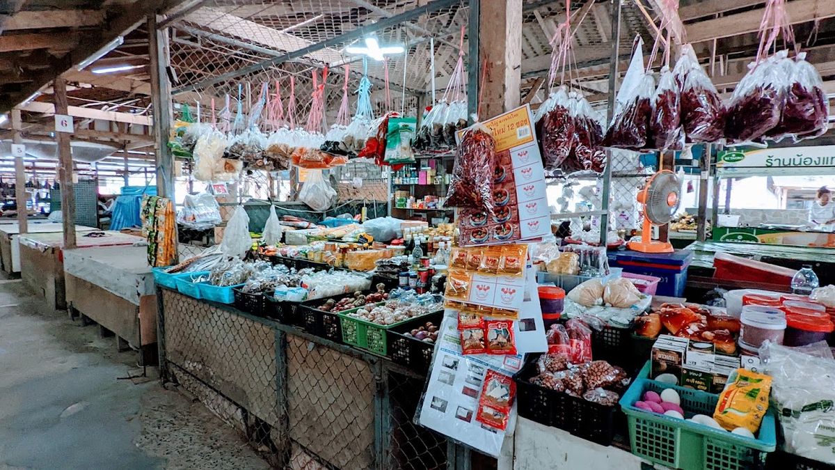 Mae Nam Afternoon Market photo 2