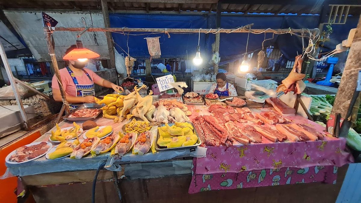 Mae Nam Afternoon Market photo 4