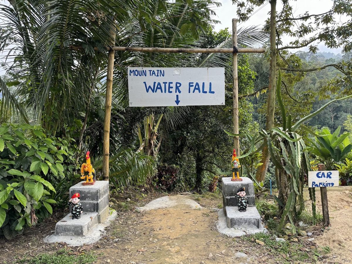 Mountain Waterfall photo 3
