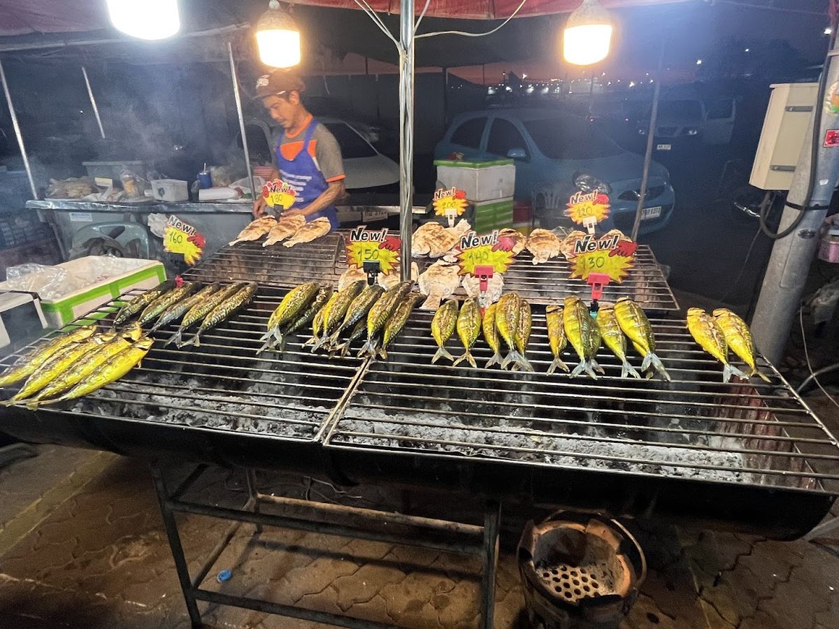 Nathon Night Food Market photo 4