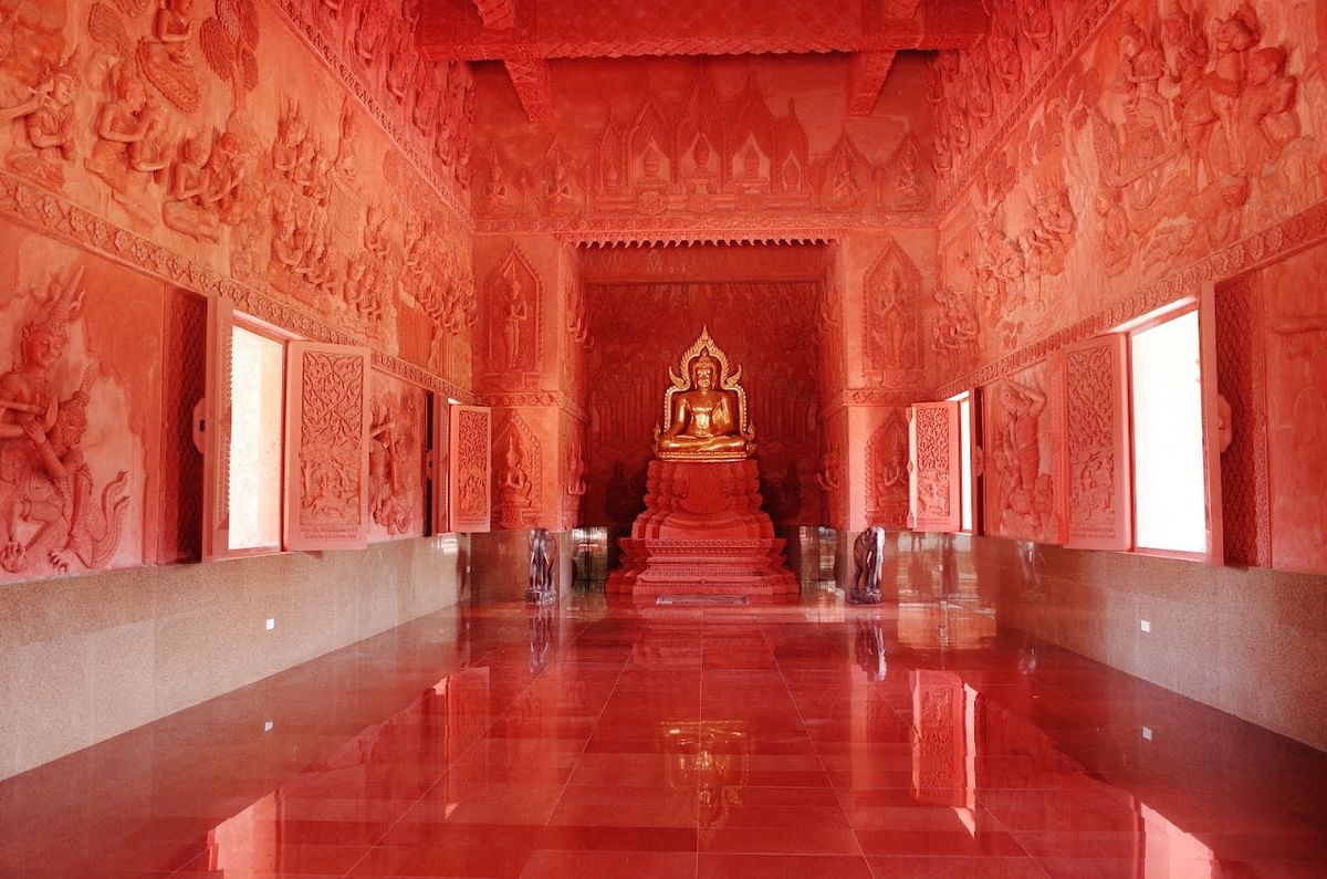 Wat Ratchathammaram Red Temple photo 2