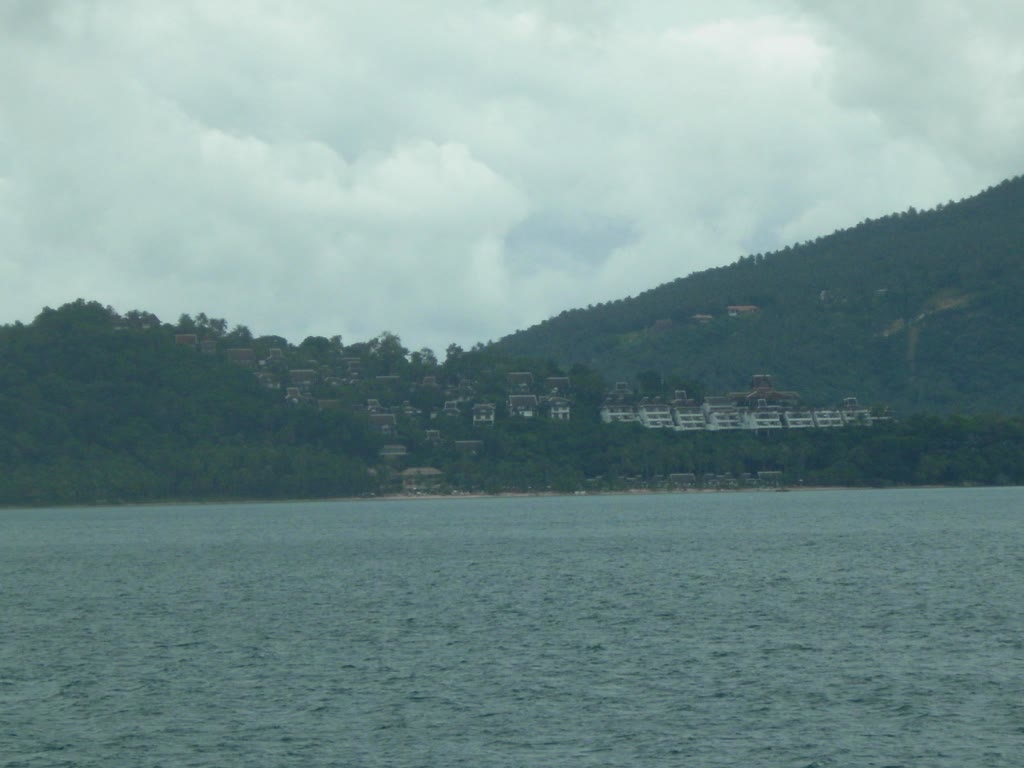 A two-lane coast road at Taling Ngam, Koh Samui, with the gulf on one side