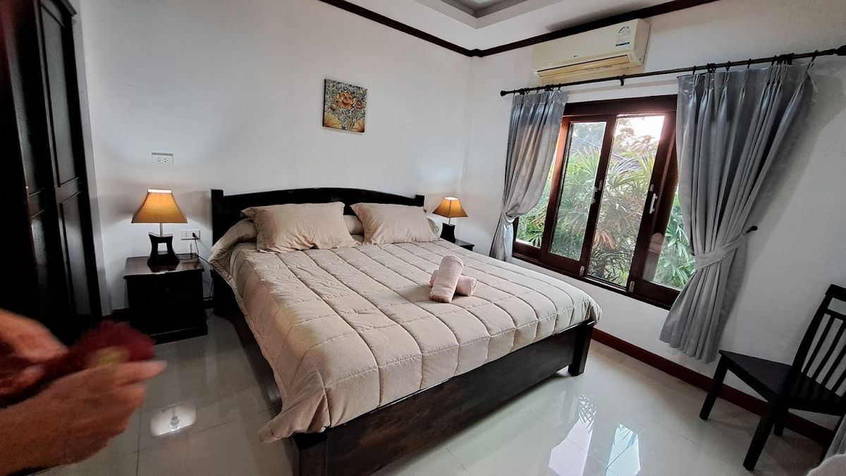 Ananda Resort pool and grounds in Choeng Mon