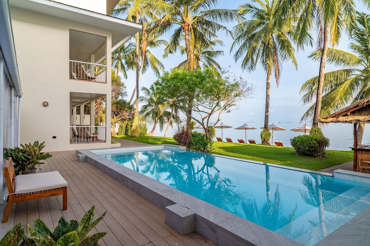 Baan Bophut Beach Hotel exterior in Bophut