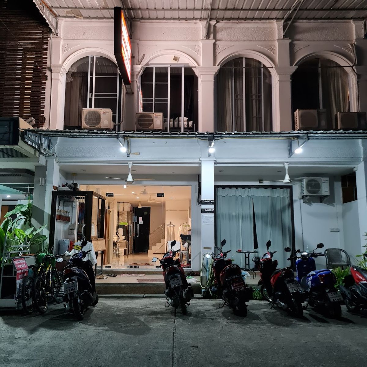 Chaweng Best Hotel and Hostel Samui exterior in Choeng Mon