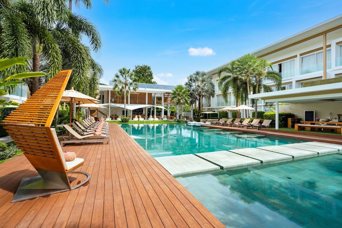 Chi Samui Resort exterior in Choeng Mon