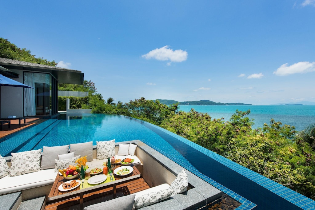 Private infinity pool and deck of a Conrad Koh Samui villa
