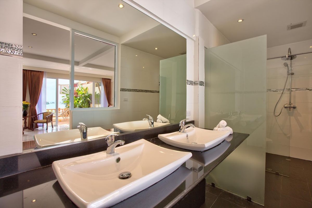 Crystal Bay Beach Resort facilities in Lamai