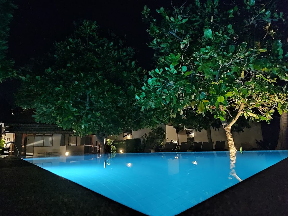 Escape Beach Resort room interior in Maenam