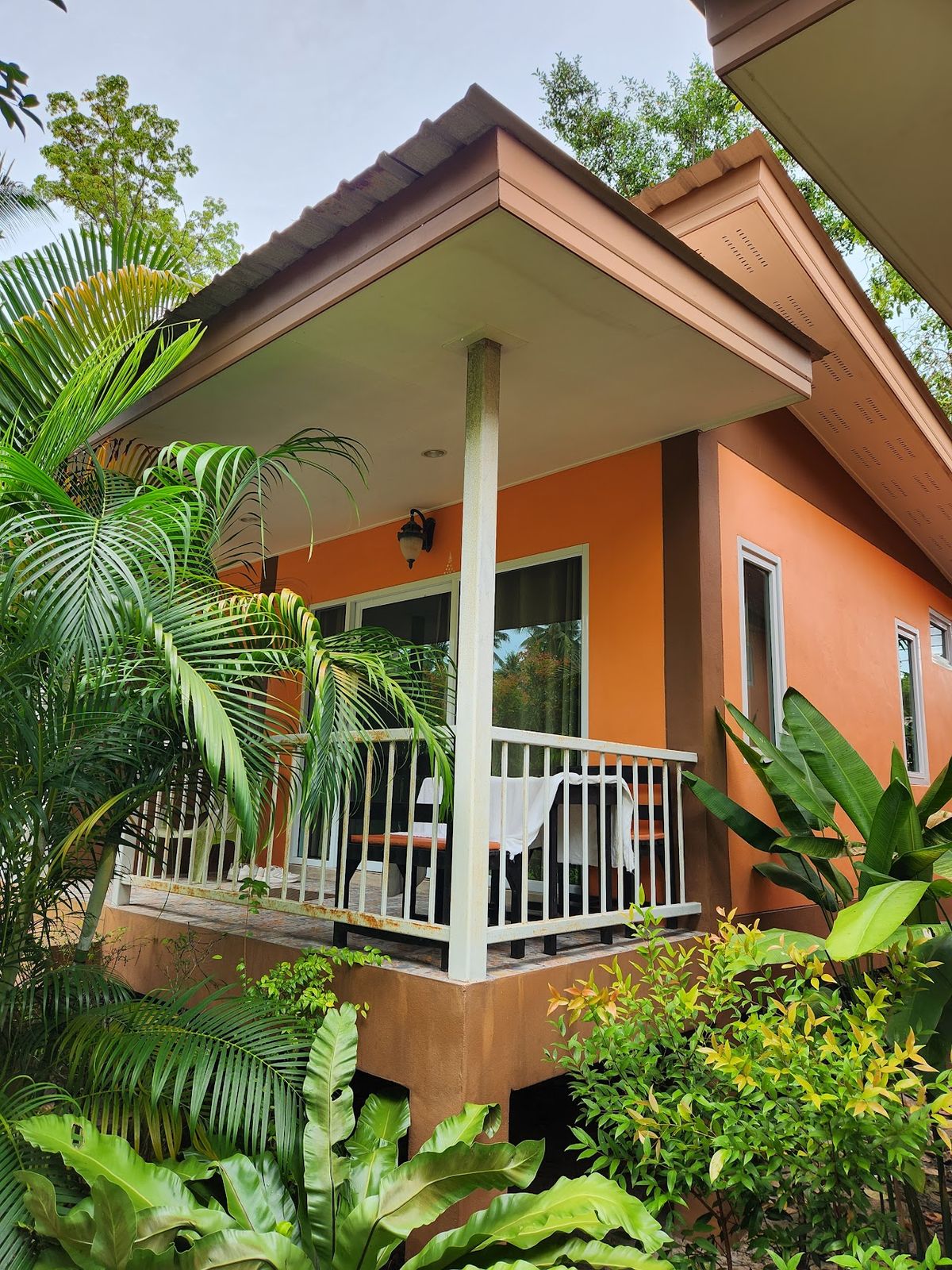 Goodwill Bungalow exterior in Nathon