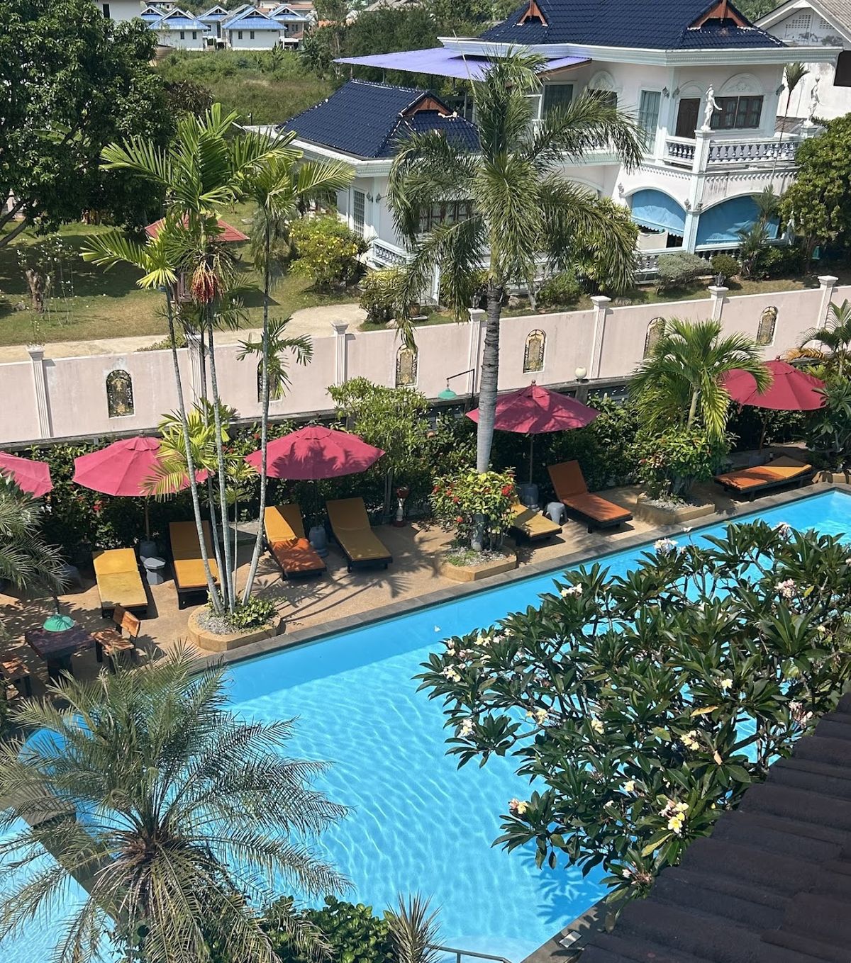 Hotel Aumpai exterior in Lamai