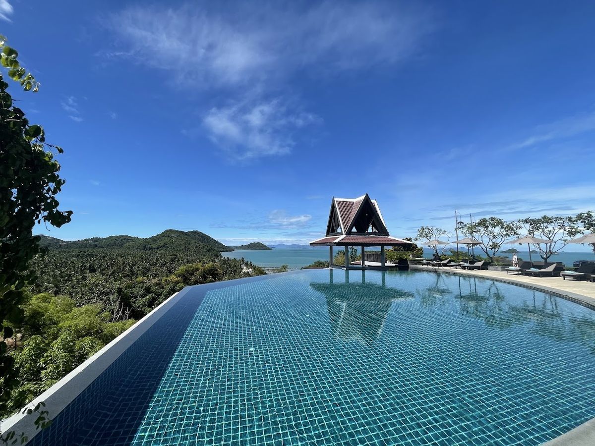 InterContinental Koh Samui Resort by IHG room interior in Lipa Noi