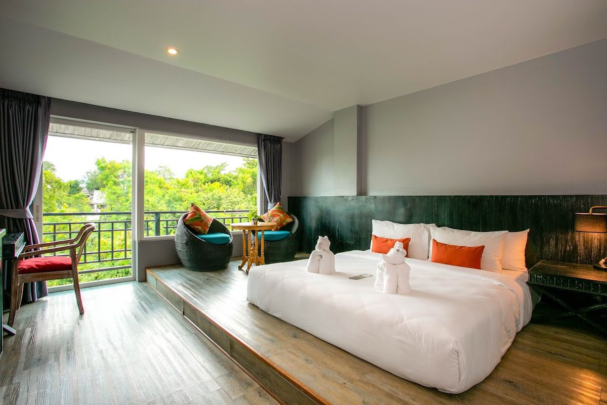 JALMIN Samui Boutique Hotel pool and grounds in Chaweng