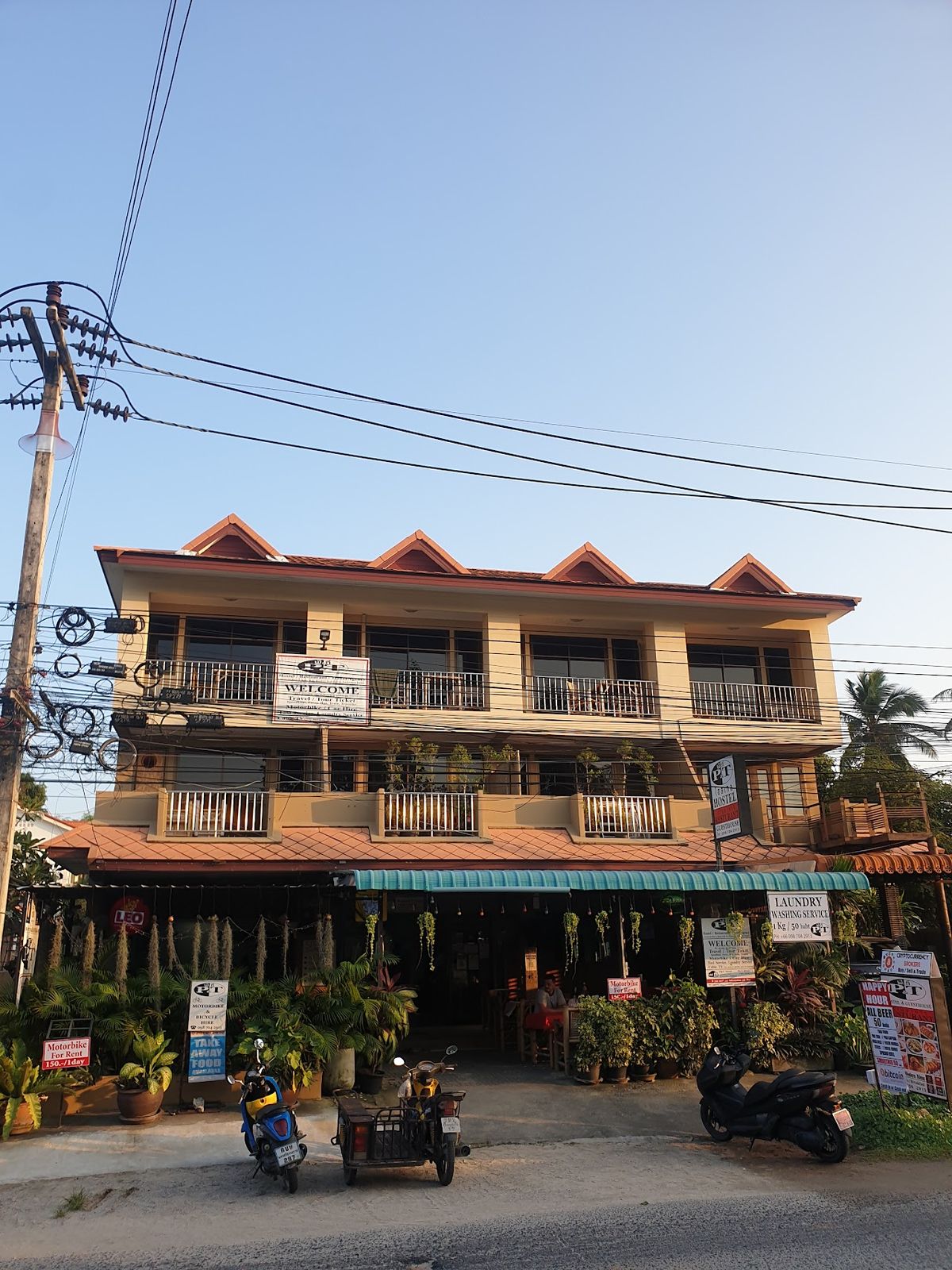 P&T Guesthouse & Restaurant exterior in Bophut