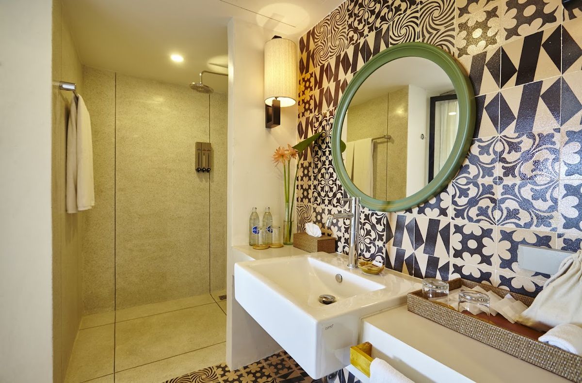 Paradise Beach Resort facilities in Maenam