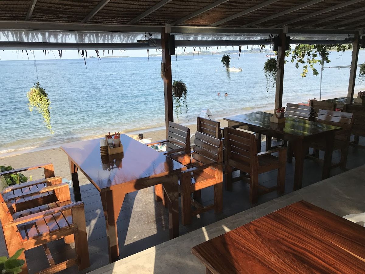 Pico Samui exterior in Maenam