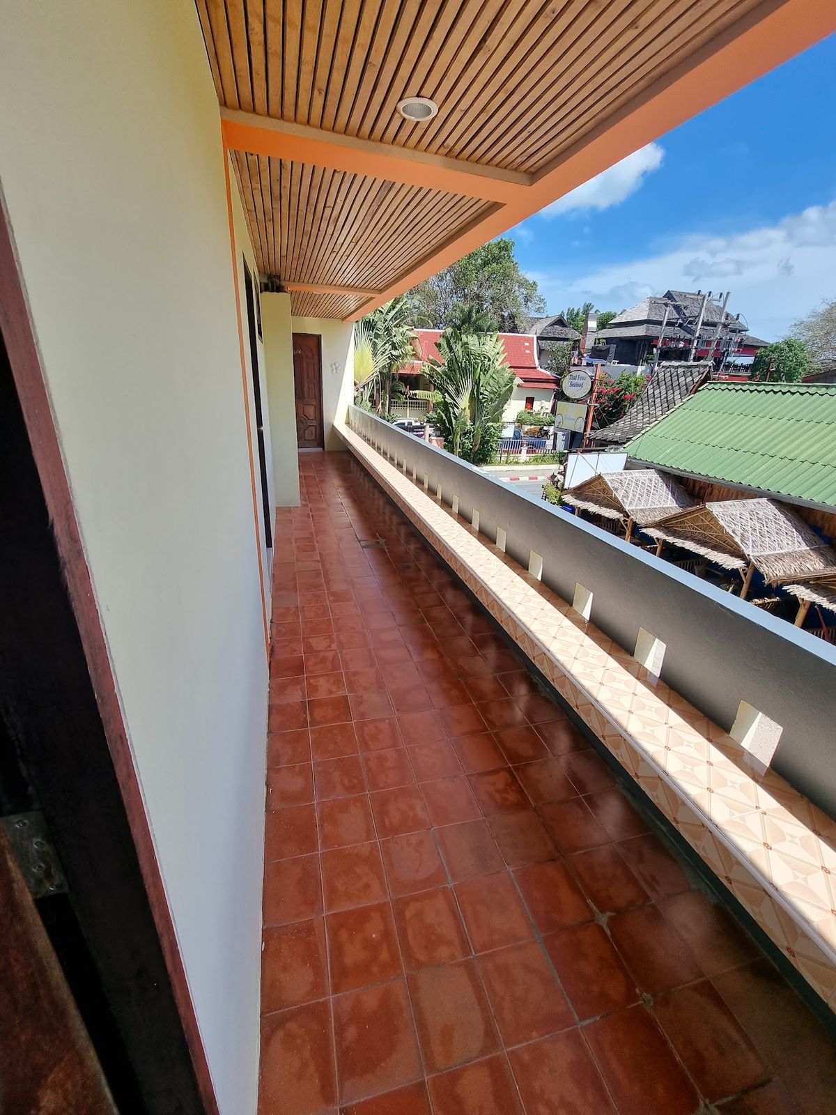 Pott Guesthouse room interior in Chaweng
