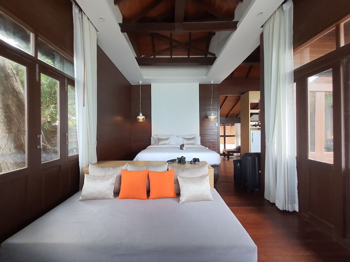 Samui Paradise pool and grounds in Chaweng