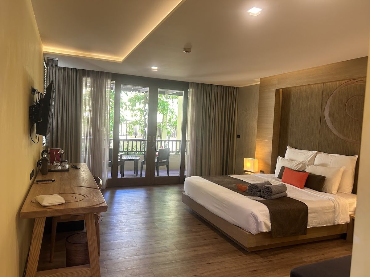 Samui Resotel pool and grounds in Chaweng