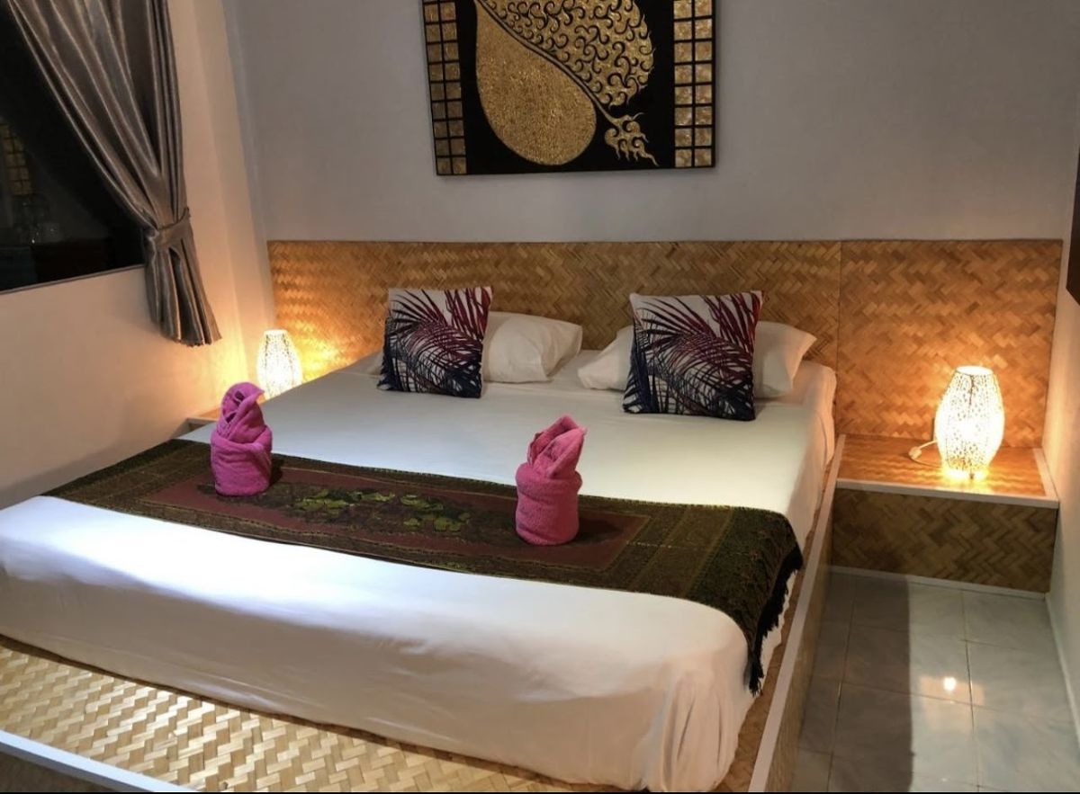 Samui Zenity pool and grounds in Maenam