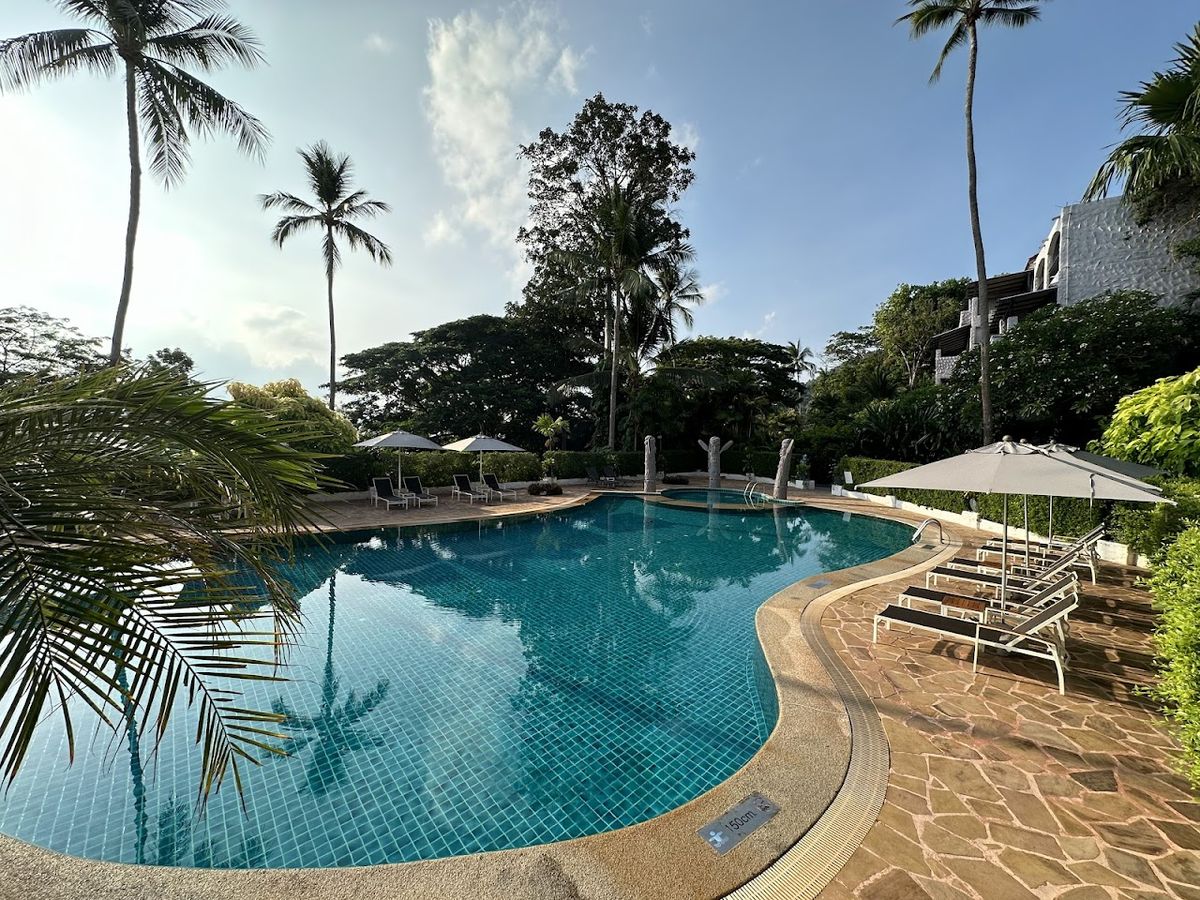 Sheraton Samui Resort room interior in Choeng Mon
