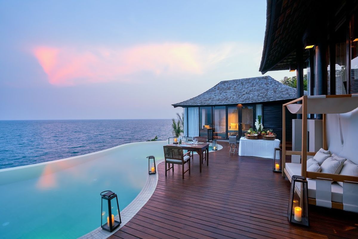 Silavadee Pool Spa Resort exterior in Lamai