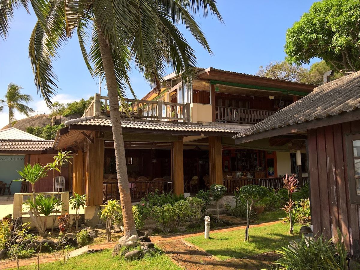 Sunrise Bungalow exterior in Lamai