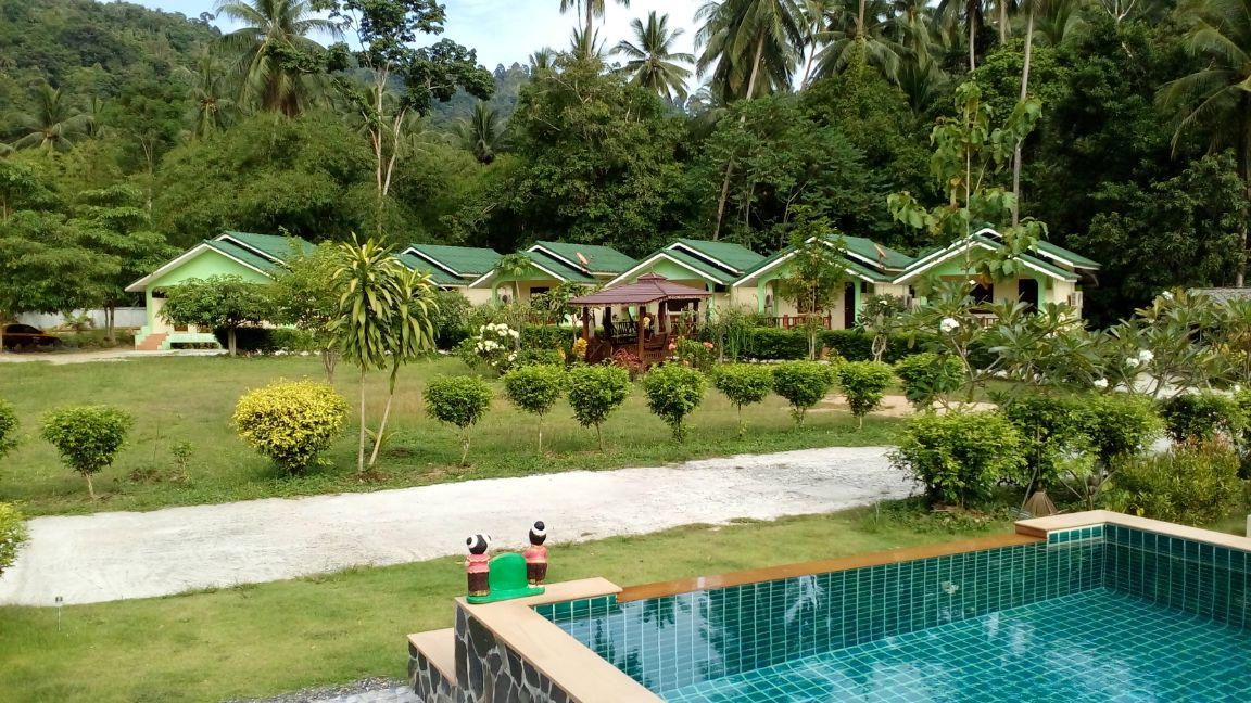 Tara Resort room interior in Nathon