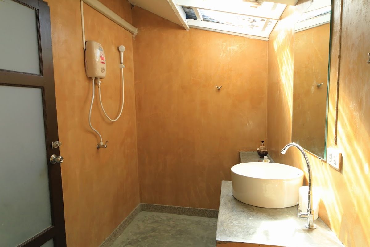 The white cottage facilities in Bophut