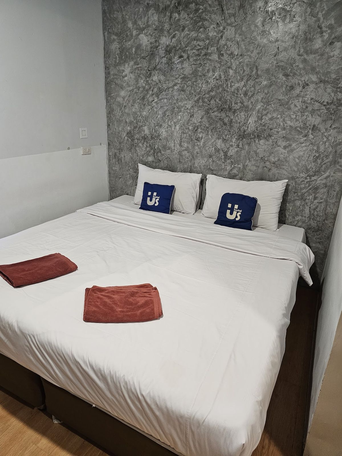 Us hostel @ Co working Space pool and grounds in Fisherman's Village