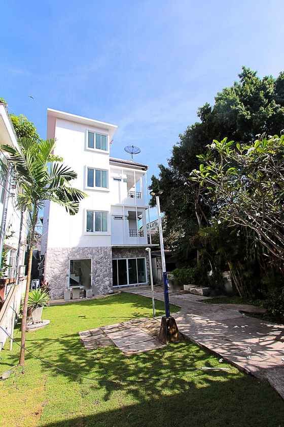 ZAYN Samui Hotel exterior in Fisherman's Village